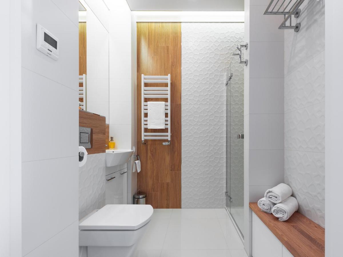 Black Pearl Apartment Cracovia Esterno foto